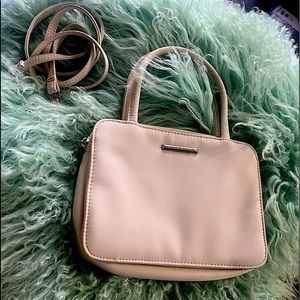 Vintage shoulder & hand purse